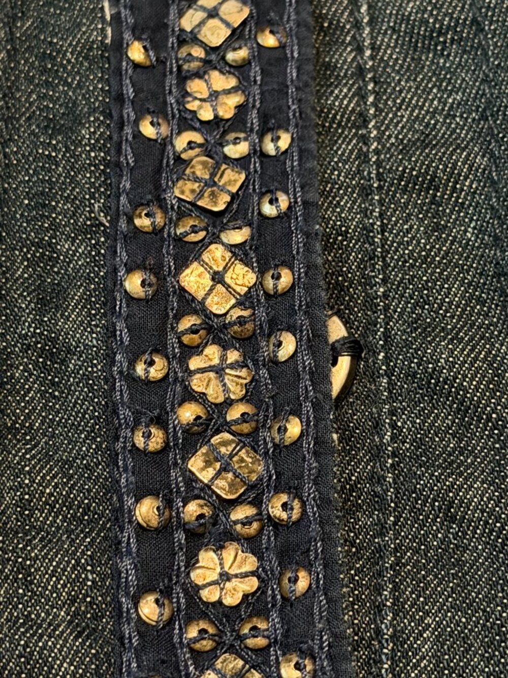 Chico's Embellished Beaded Denim Jacket Blue Size 1 Med 8 Collarless Boho Jean - Picture 7 of 8